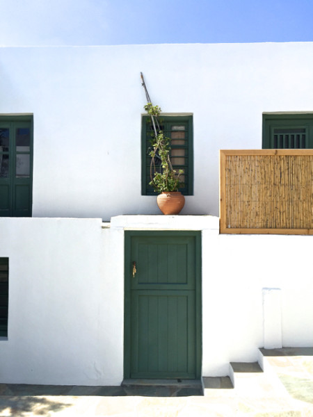 Doorway in Platis Gialos, Sifnos